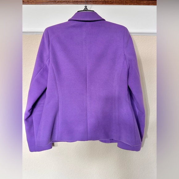 Gorgeous Purple 2 button FOCUS Blazer/Jacket - Picture 2 of 5